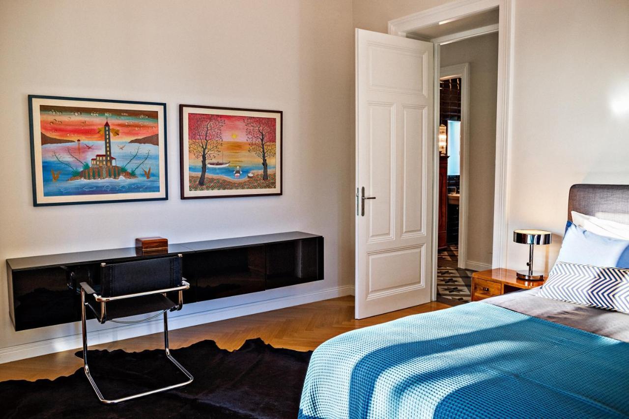 Deluxe Beachfront Apartment Klara, 로브란 외부 사진